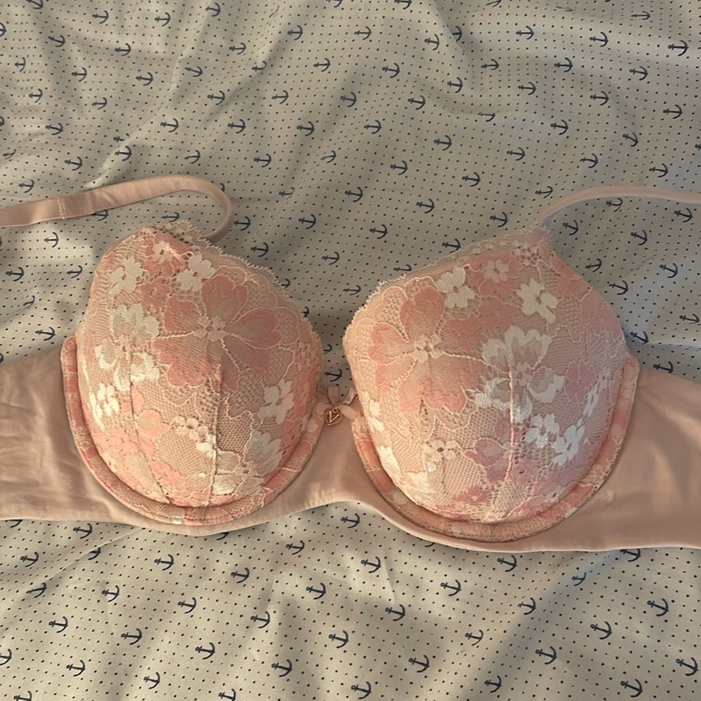 Victoria’s Secret Bra